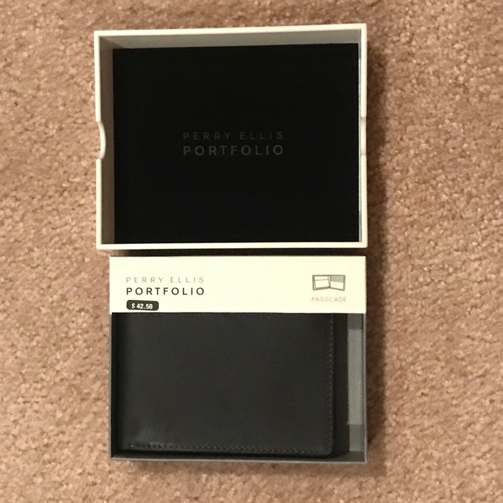 Men’s Bifold Leather Wallet